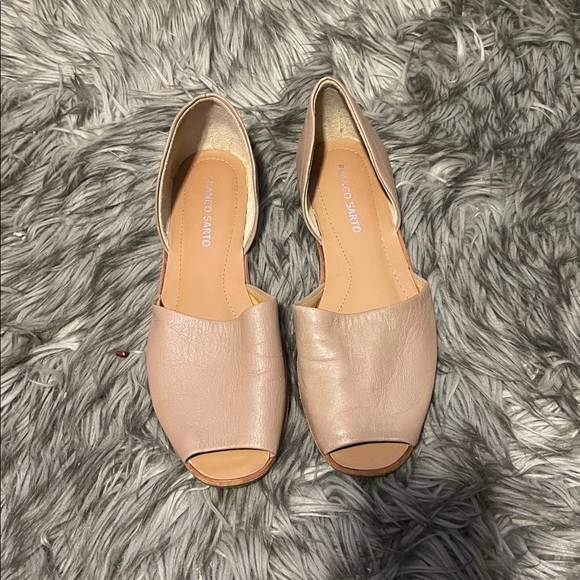 Franco Sarto Women's Beige Open-Toe Flats - Picture 2 of 5